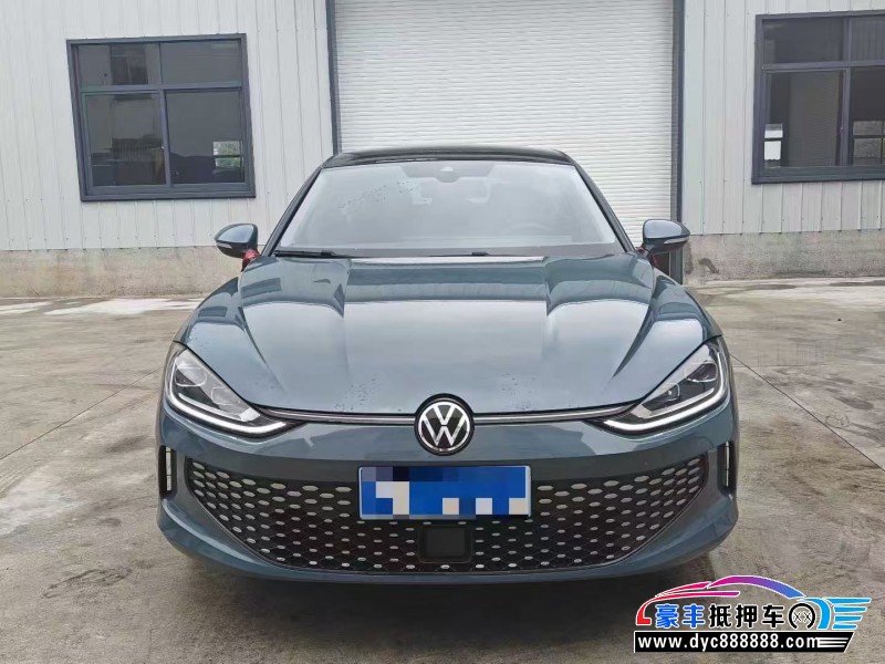 抵押车出售24年大众凌渡轿车