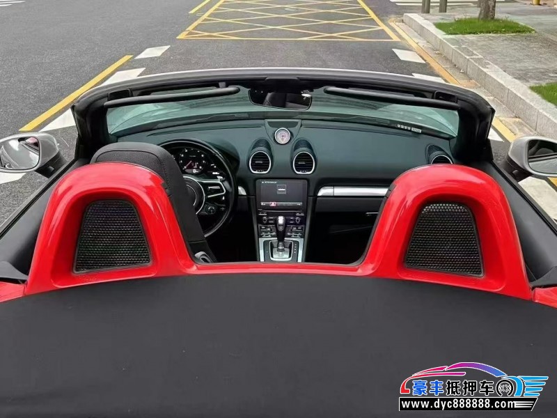 18年保时捷Boxster轿车抵押车出售