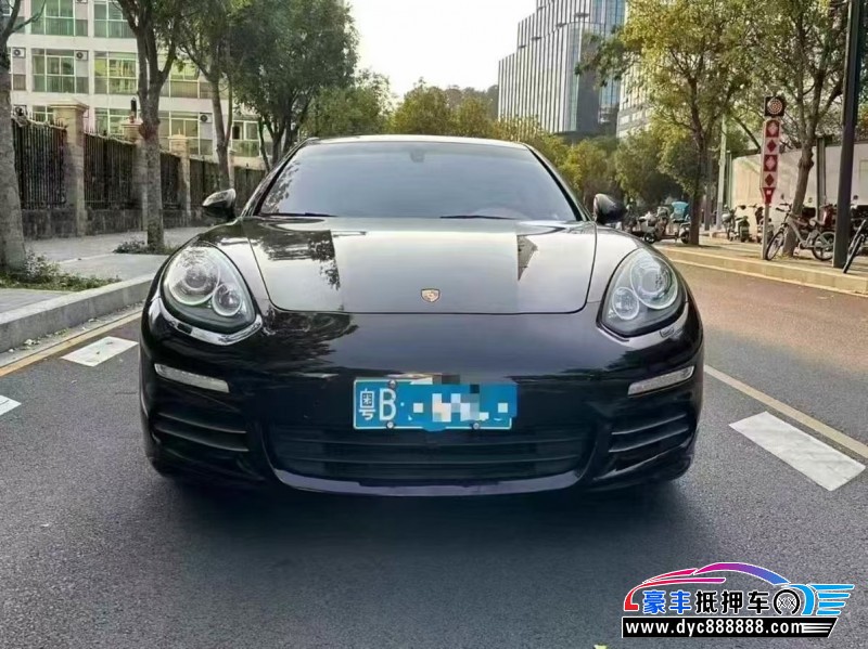 13年保时捷帕纳梅拉轿车抵押车出售