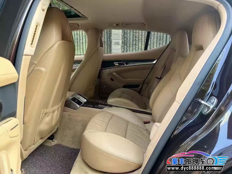 13年保时捷帕纳梅拉轿车抵押车出售