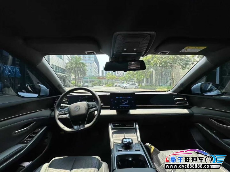 24年比亚迪秦轿车抵押车出售