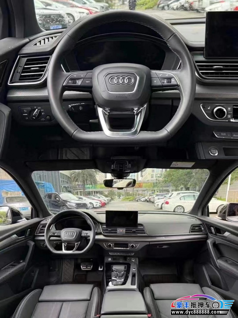 24年奥迪Q5轿车抵押车出售