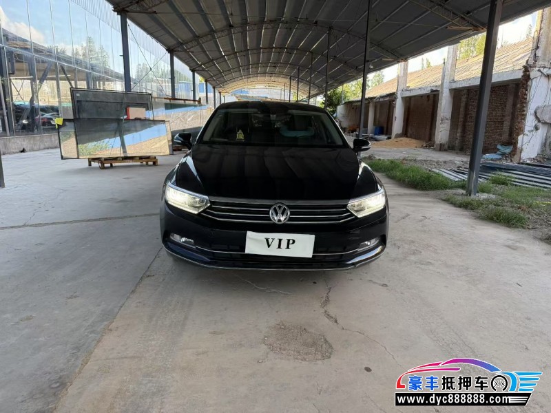 19年大众迈腾轿车抵押车出售