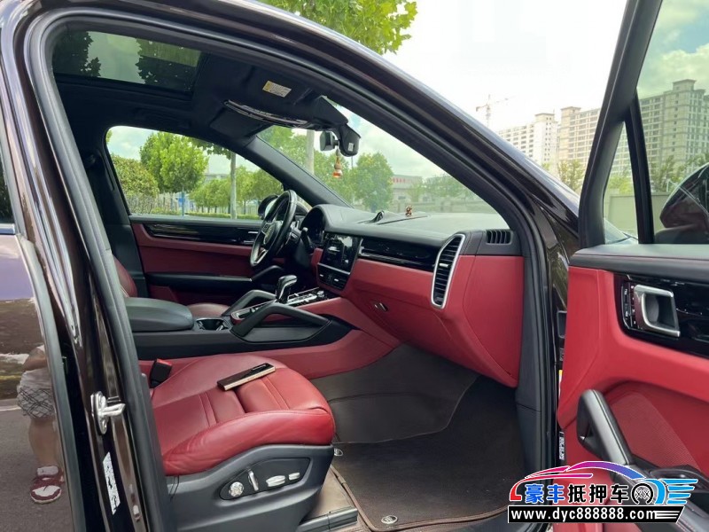 20年保时捷卡宴SUV抵押车出售