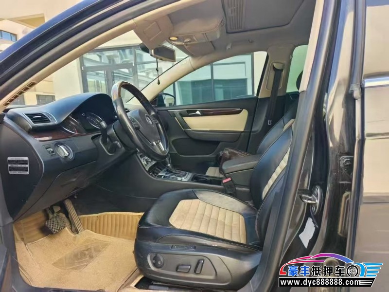 13年大众迈腾轿车抵押车出售