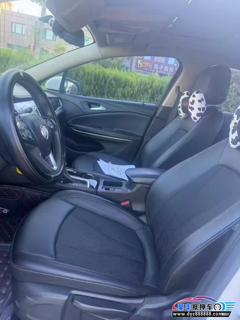 18年别克威朗轿车抵押车出售