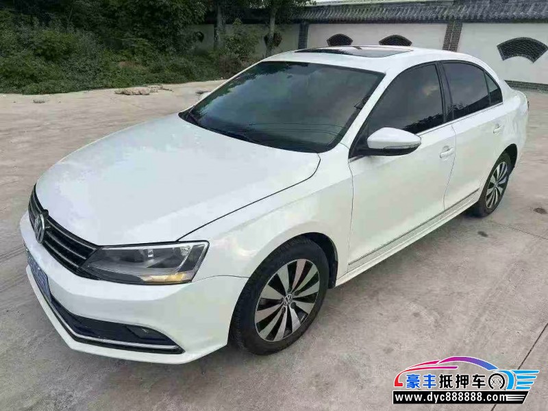 17年大众速腾轿车抵押车出售