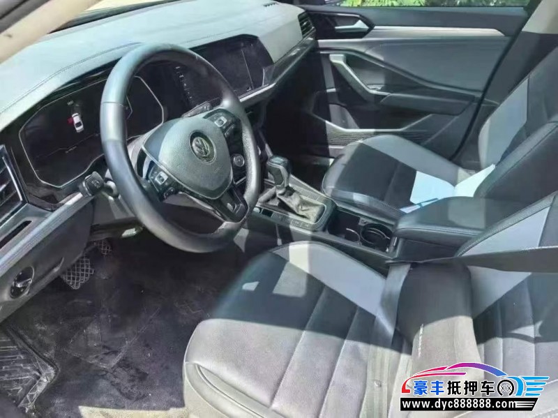 22年大众速腾轿车抵押车出售