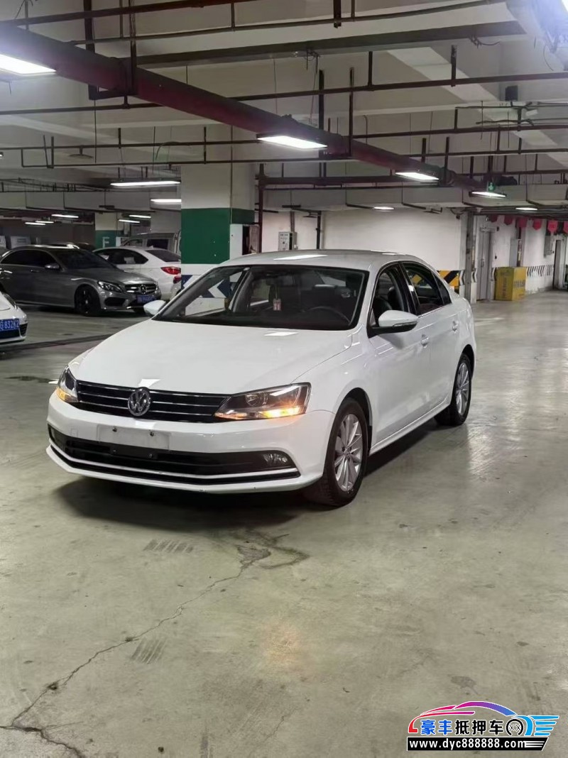 19年大众速腾轿车抵押车出售