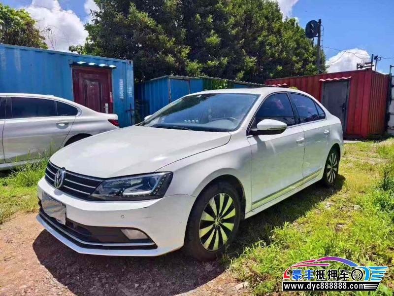 16年大众速腾轿车抵押车出售