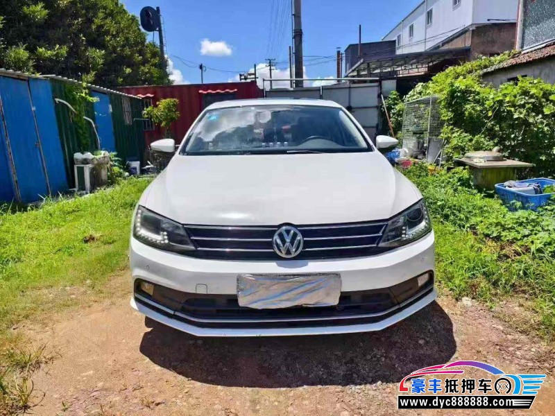 16年大众速腾轿车抵押车出售