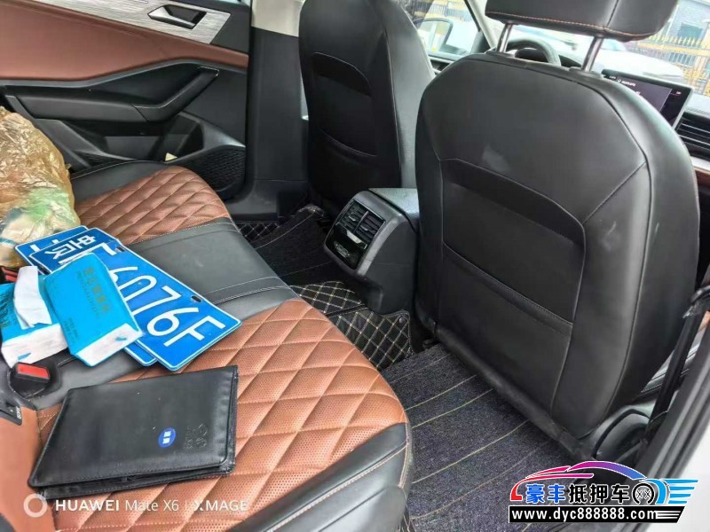 22年大众速腾轿车抵押车出售