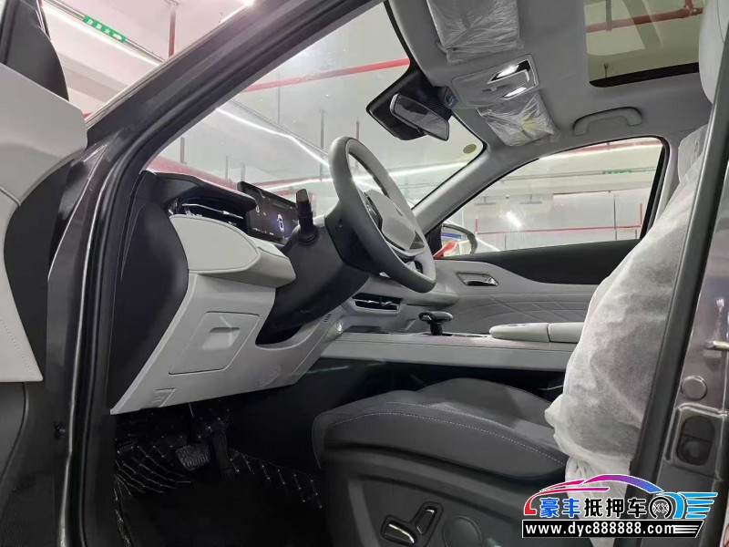 25年长安长安UNI轿车抵押车出售