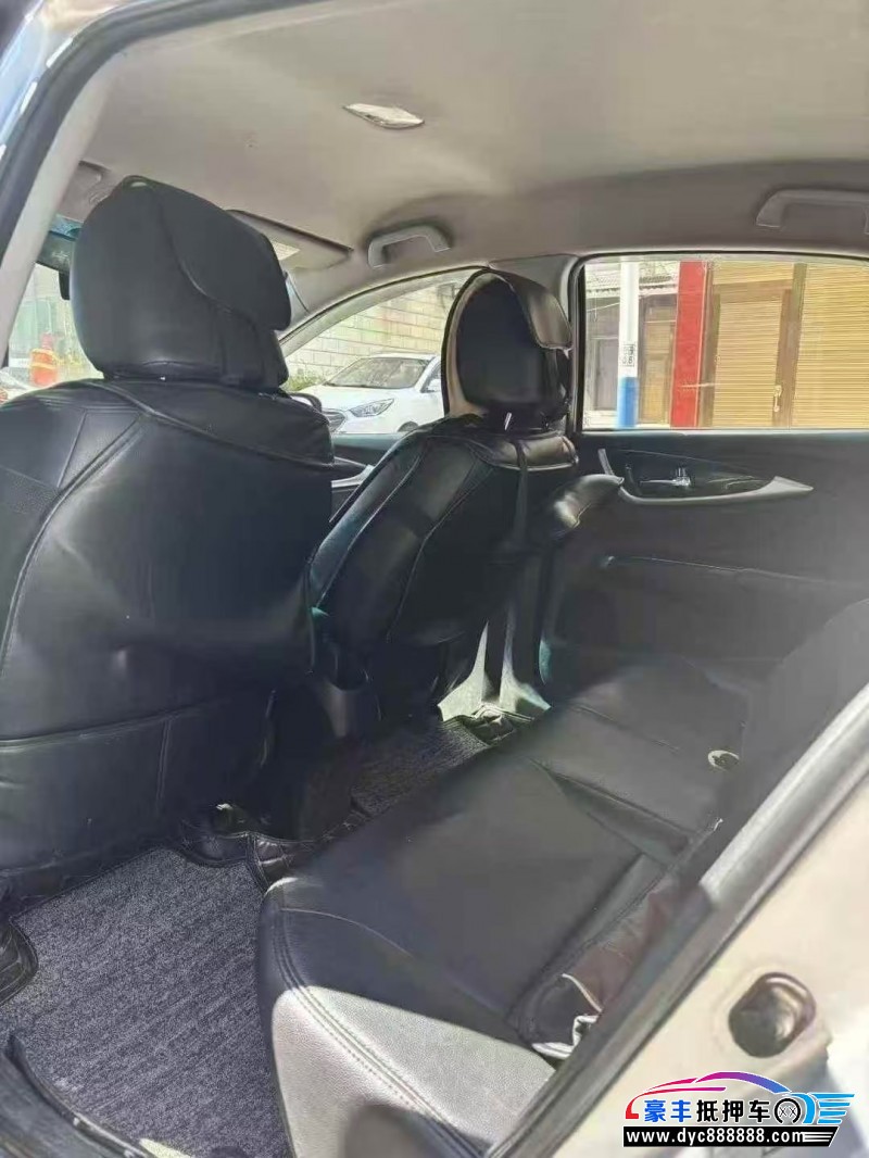 15年本田凌派轿车抵押车出售