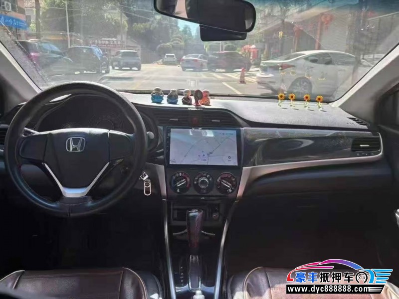 15年本田凌派轿车抵押车出售