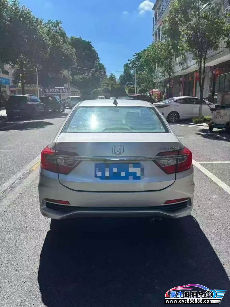 15年本田凌派轿车抵押车出售