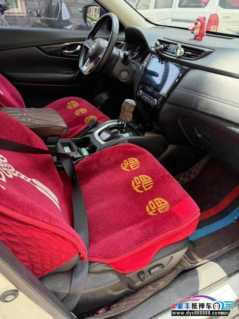 20年日产奇骏轿车抵押车出售