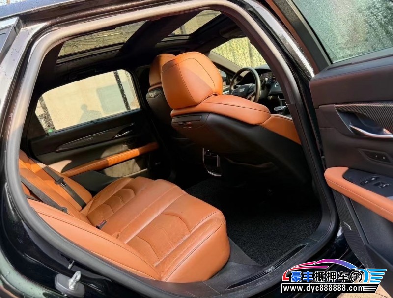 17年凯迪拉克CT6轿车抵押车出售