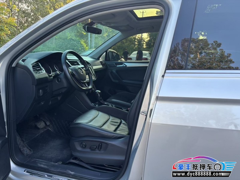 19年大众途观L轿车抵押车出售