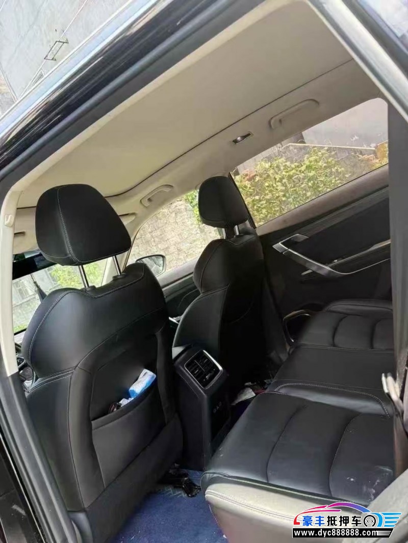 21年吉利博越轿车抵押车出售