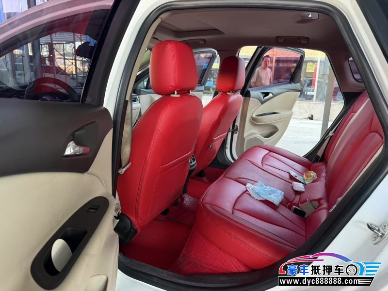 17年别克威朗轿车抵押车出售