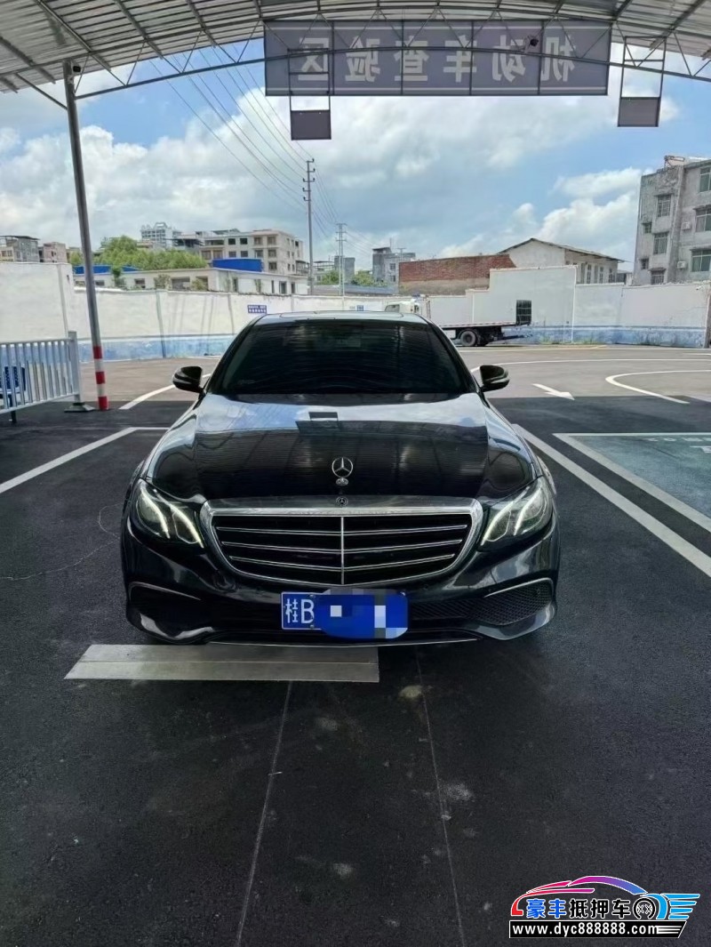 19年奔驰E轿车抵押车出售