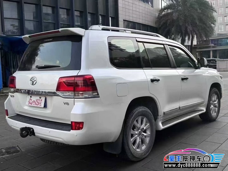 20年丰田兰德酷路泽（陆巡）轿车抵押车出售