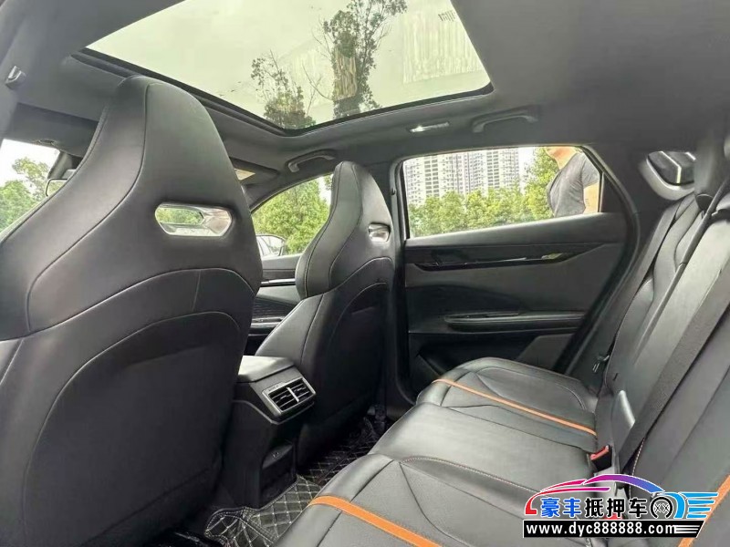 24年长安长安UNI轿车抵押车出售