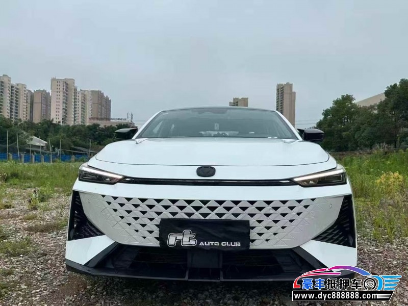 24年长安长安UNI轿车抵押车出售