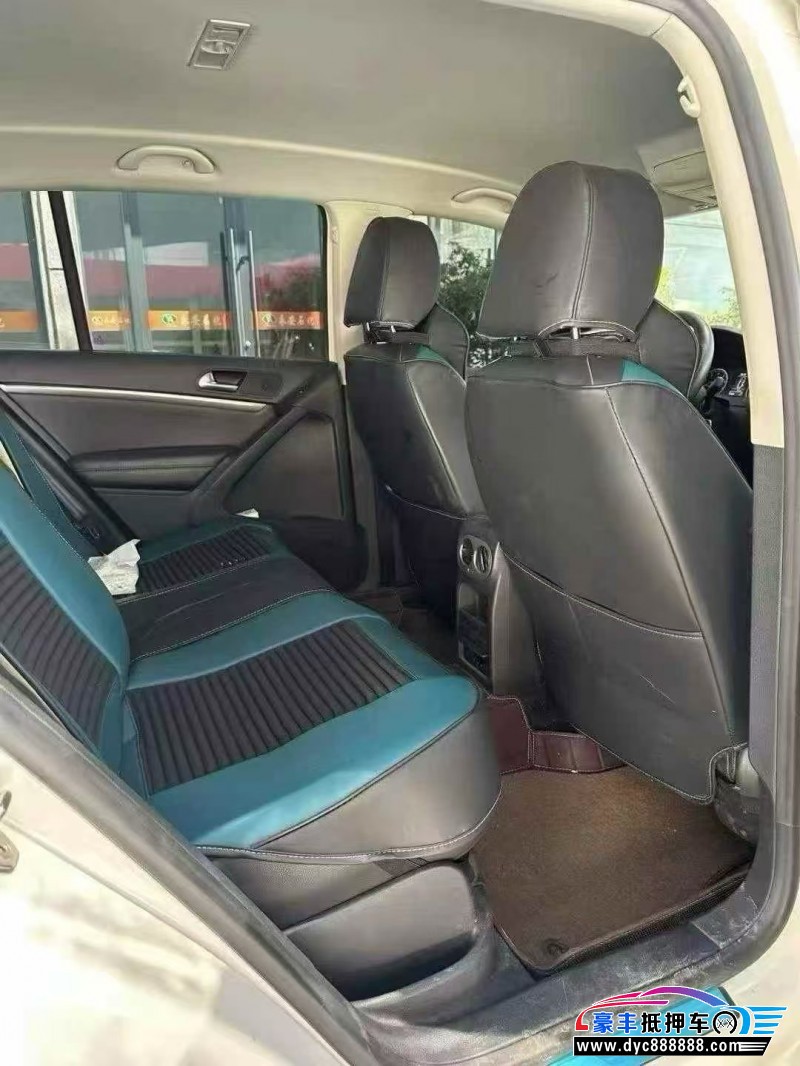 17年大众途观轿车抵押车出售