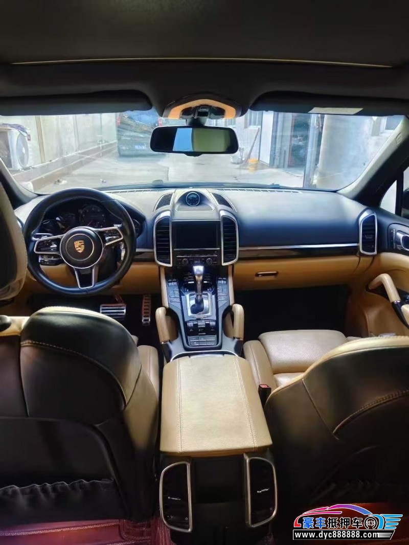18年保时捷卡宴轿车抵押车出售