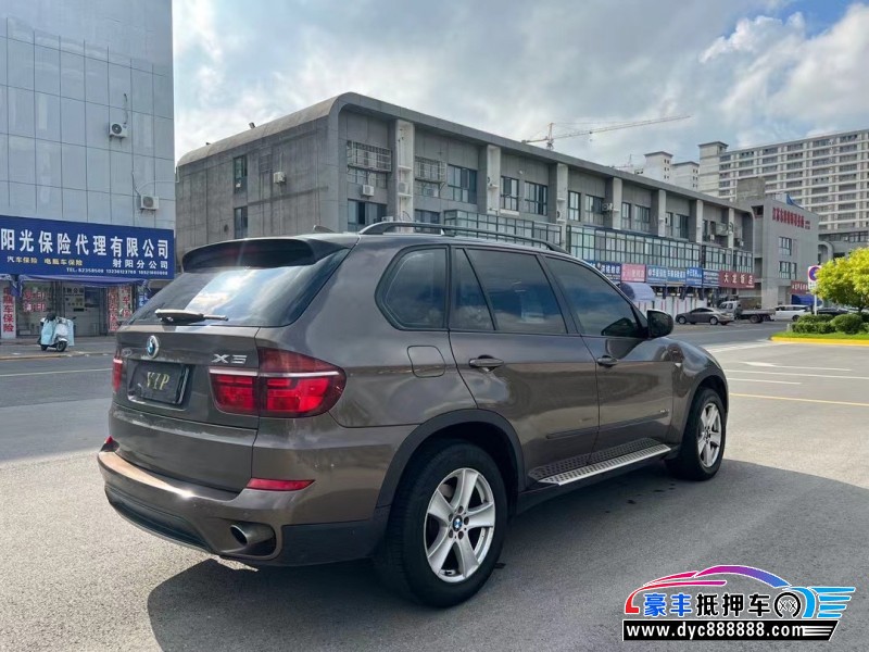 12年宝马X5轿车抵押车出售