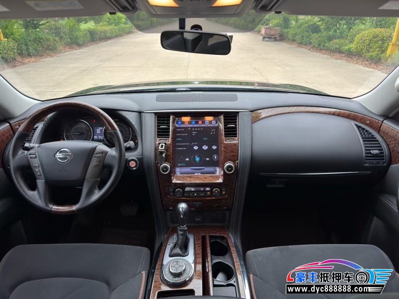 19年日产途乐轿车抵押车出售