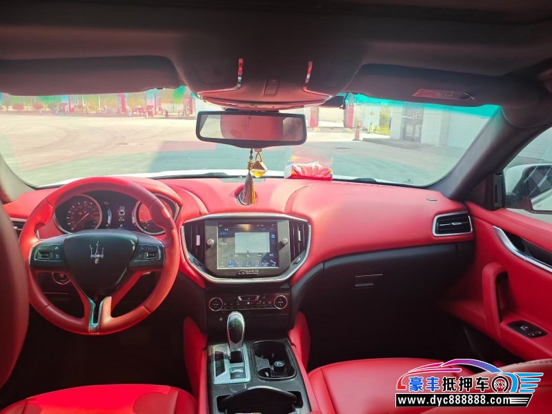 16年玛莎拉蒂Ghibli轿车抵押车出售