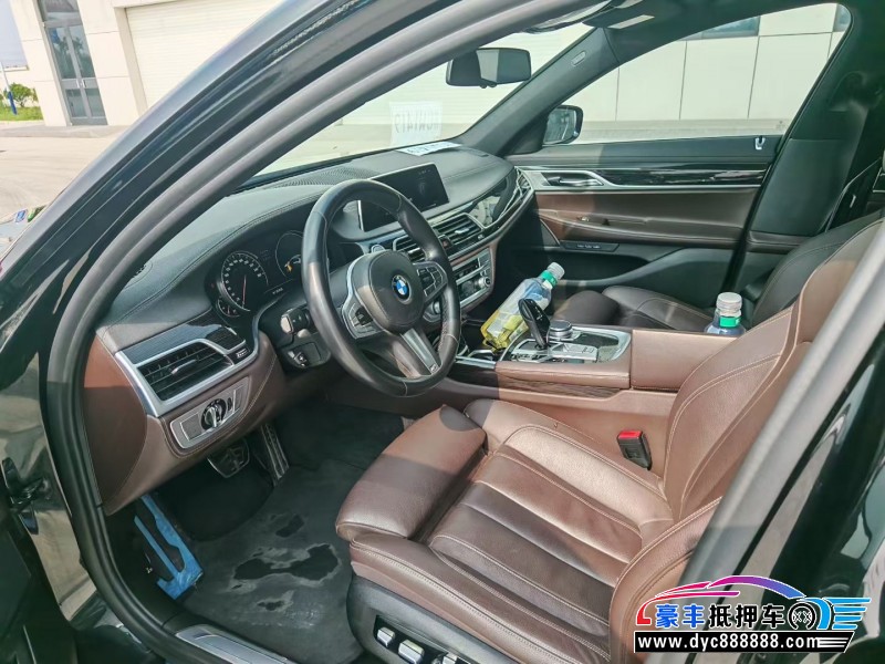 18年宝马7系轿车抵押车出售