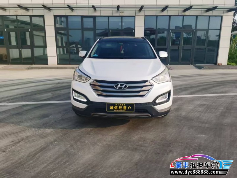 17年现代新胜达轿车抵押车出售