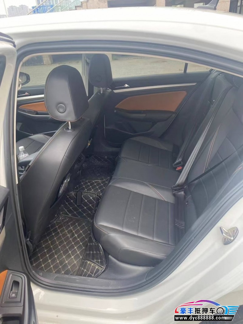 23年大众宝来轿车抵押车出售