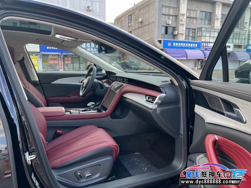 25年红旗H5轿车抵押车出售