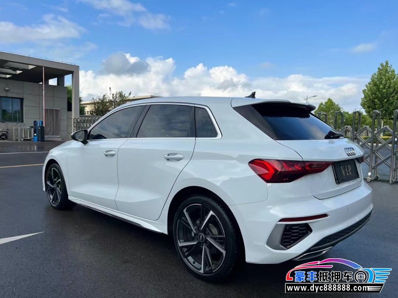 24年奥迪A3轿车抵押车出售