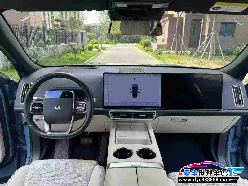 23年理想L7轿车抵押车出售