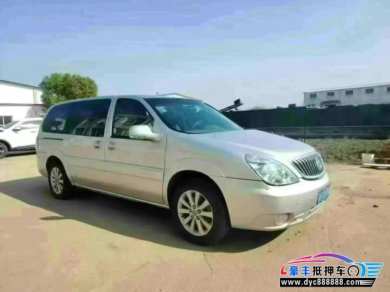 16年别克GL8轿车抵押车出售