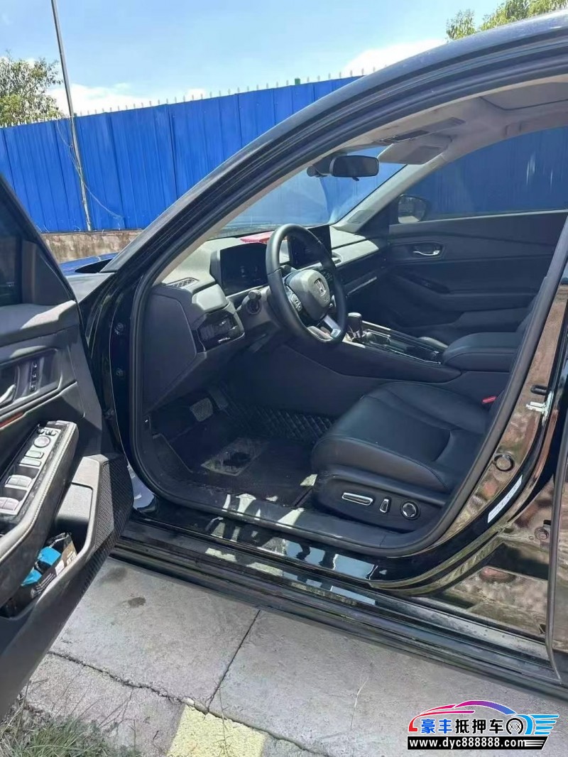 24年本田雅阁轿车抵押车出售