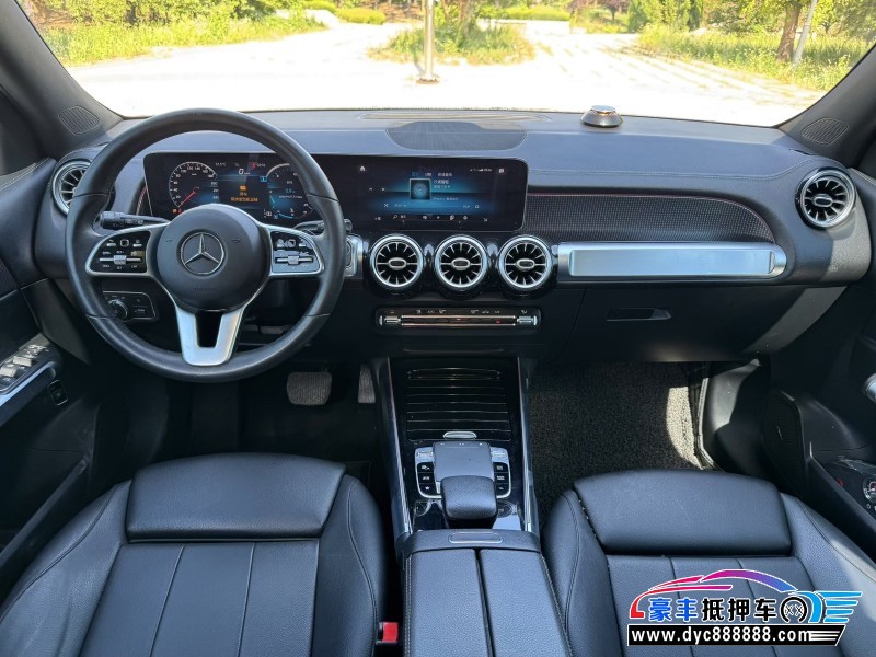 20年奔驰GLB轿车抵押车出售