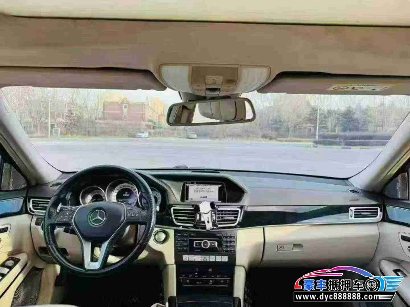 16年奔驰E轿车抵押车出售