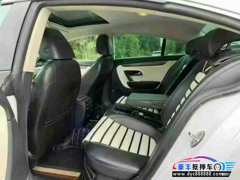 12年大众CC轿车抵押车出售