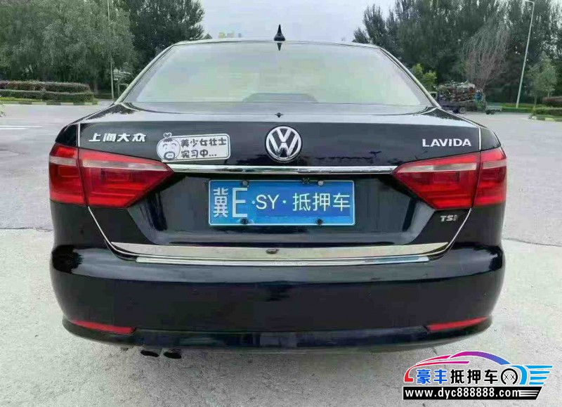 14年大众朗逸轿车抵押车出售