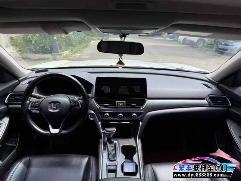 21年本田雅阁轿车抵押车出售