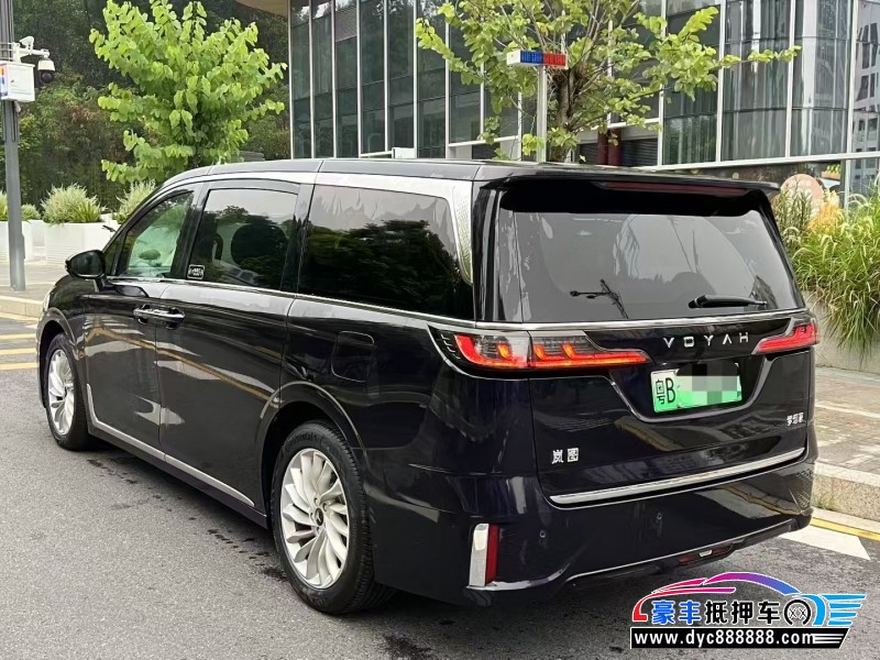 23年岚图梦想家轿车抵押车出售