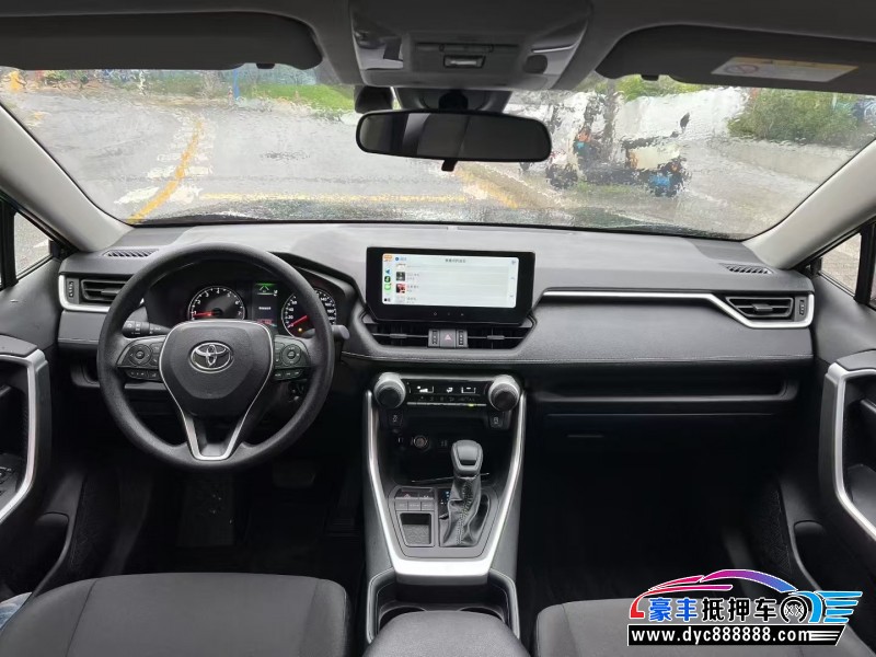 24年丰田威兰达轿车抵押车出售