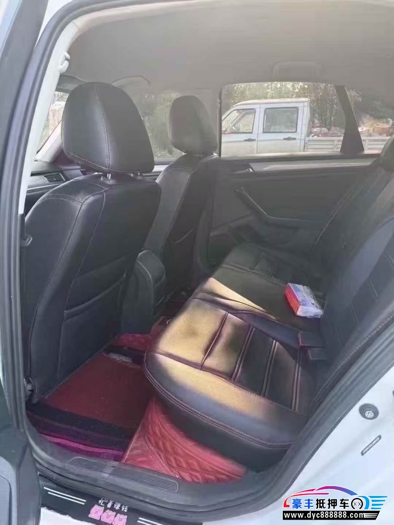 20年大众宝来轿车抵押车出售